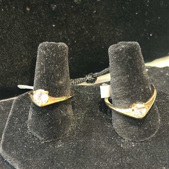 Stunning Cubic Zirconia “Promise Ring” -size 6 or 9 only - Picture 5 of 7